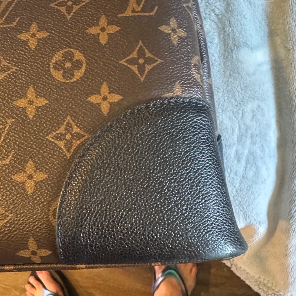 Louis Vuitton Black and Brown Monogram Tote - Picture 8 of 16